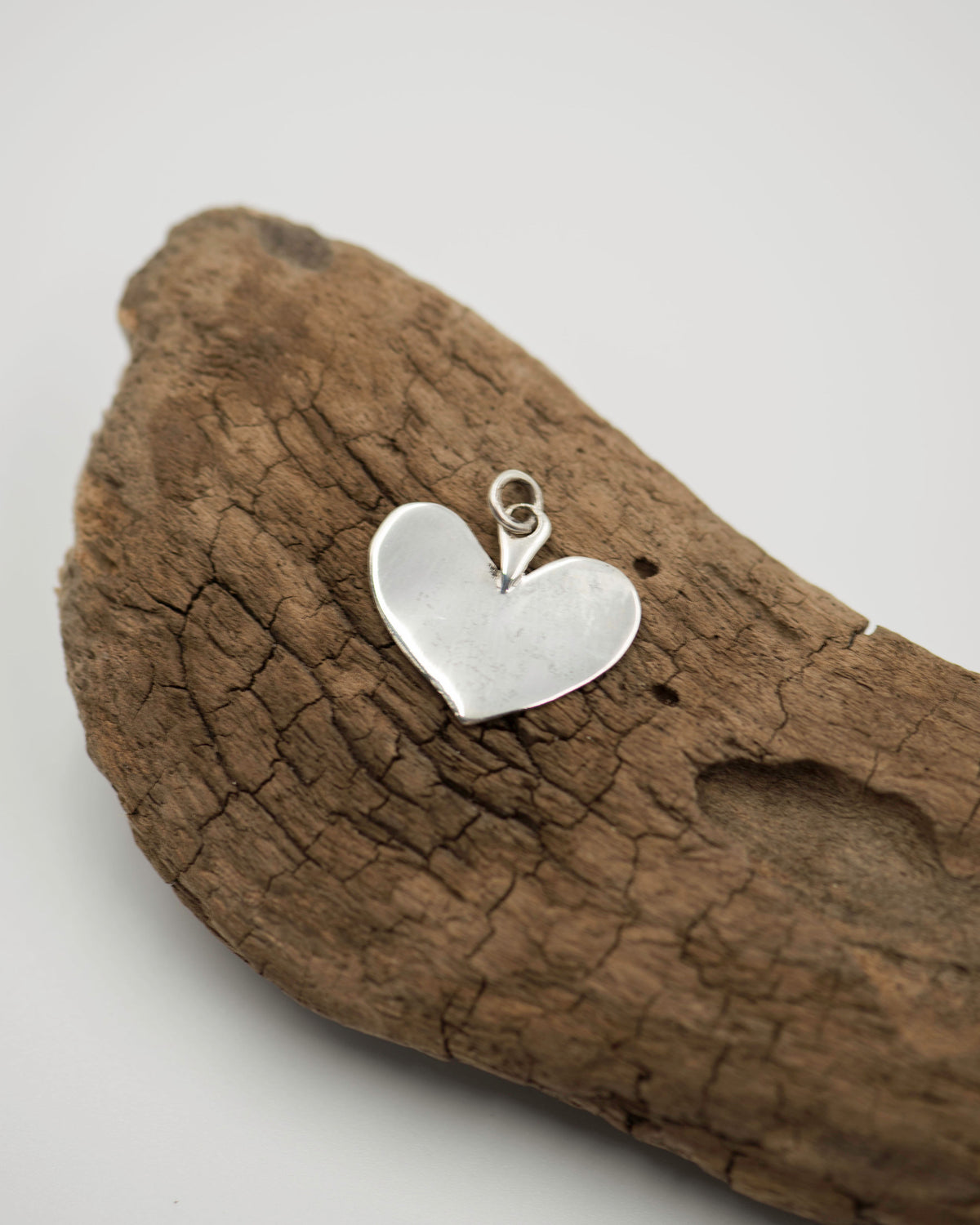 09 Pendant Heart Plain Silver