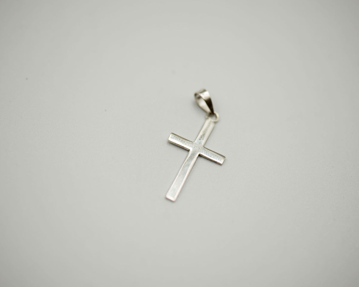 021 Pendant Cross Silver 35mm x 15mm
