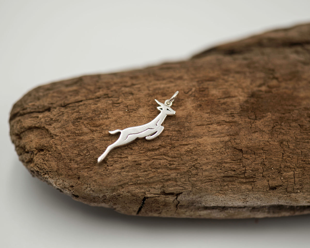 019 Pendant Springbok Silver