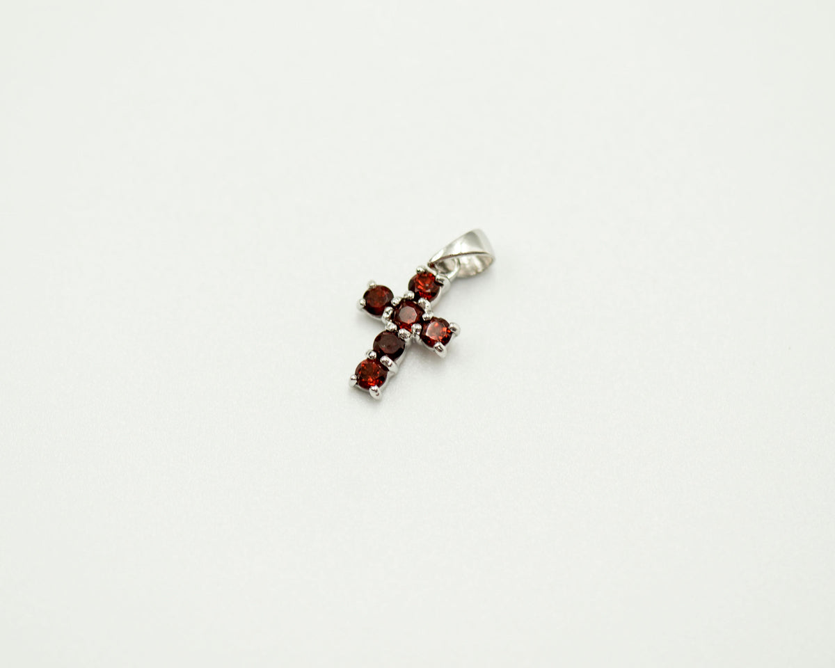 084 Pendant January Birthstone Garnet