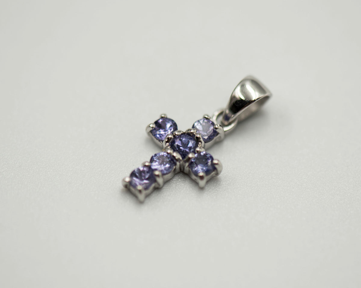 095 Pendant December Birthstone Cross