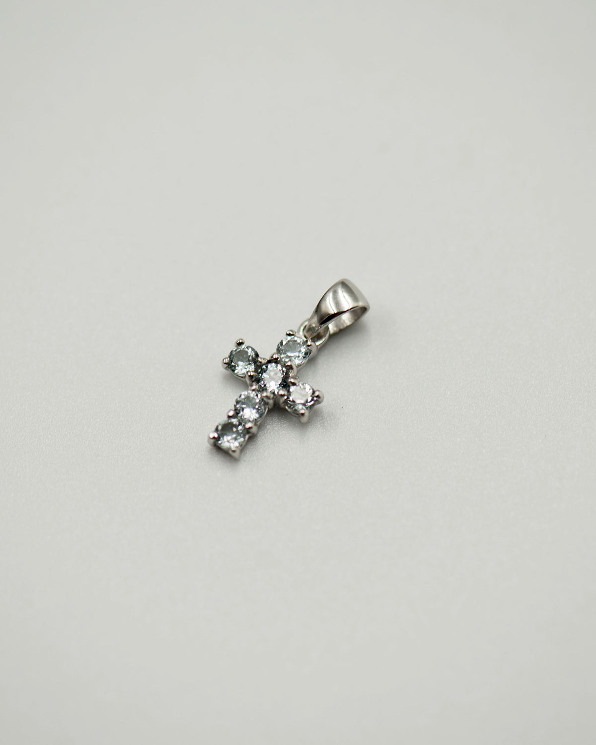 086 Pendant March Birthstone Cross