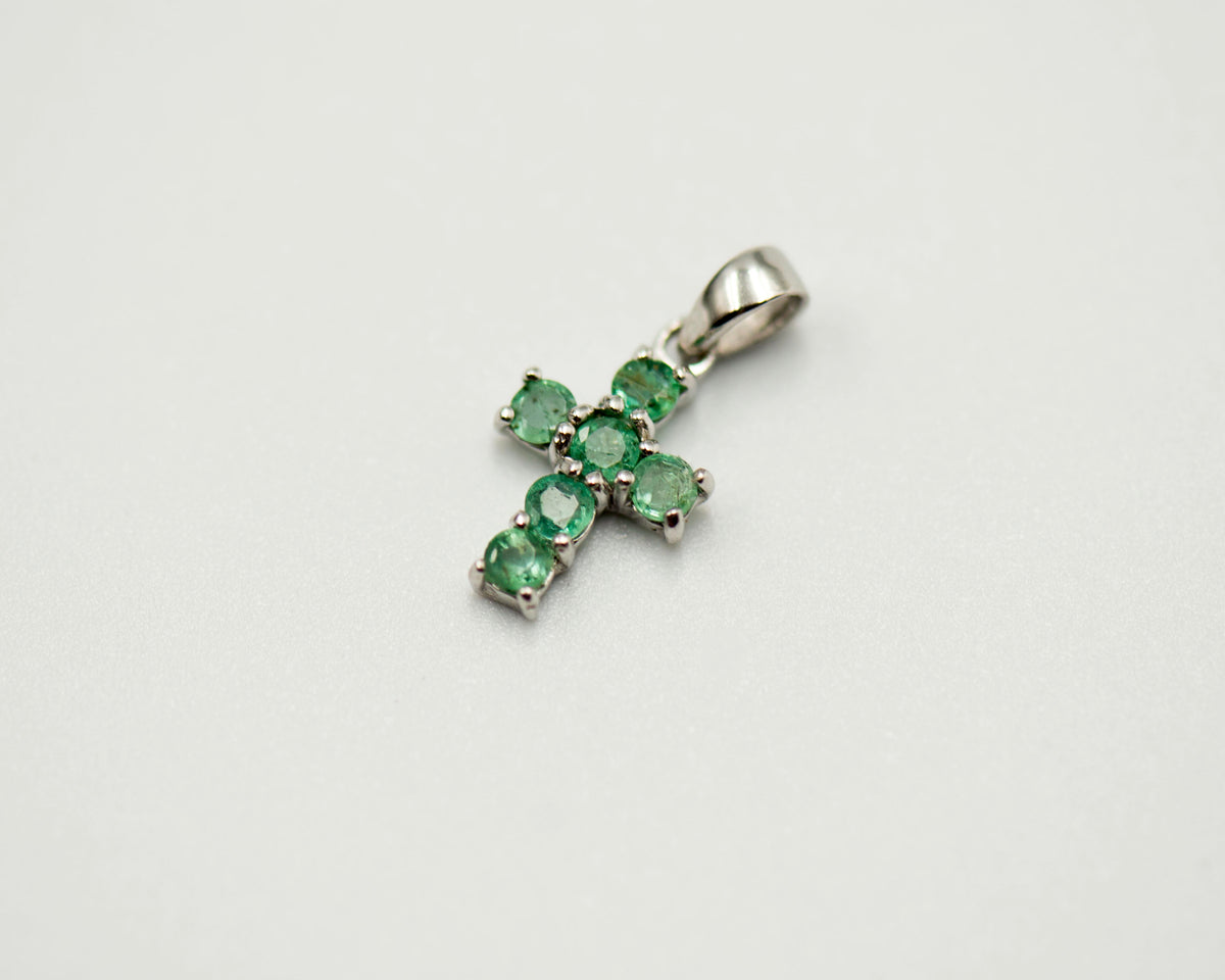 088 Pendant May Birthstone Cross Green