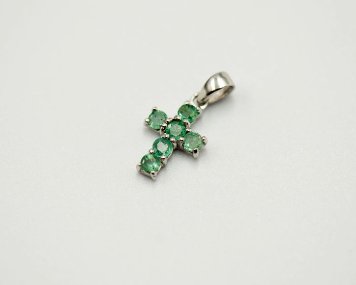 088 Pendant May Birthstone Cross Green