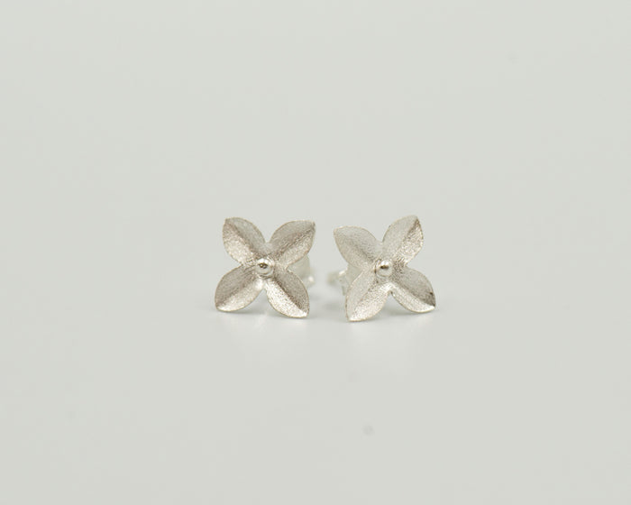 Earrings Small Leaf Silver