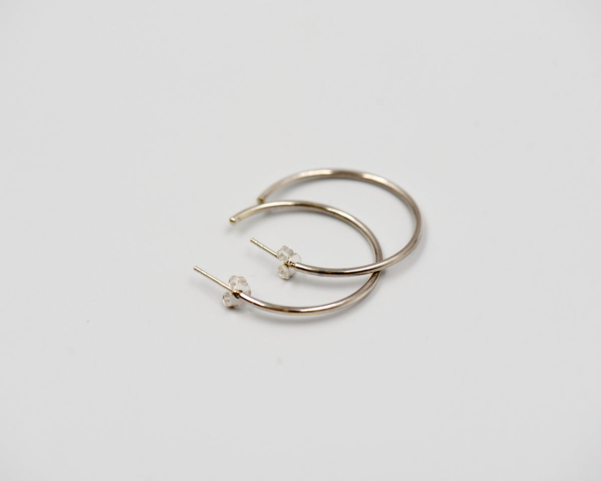 023 Silver Hoop Earrings 2X20 mm