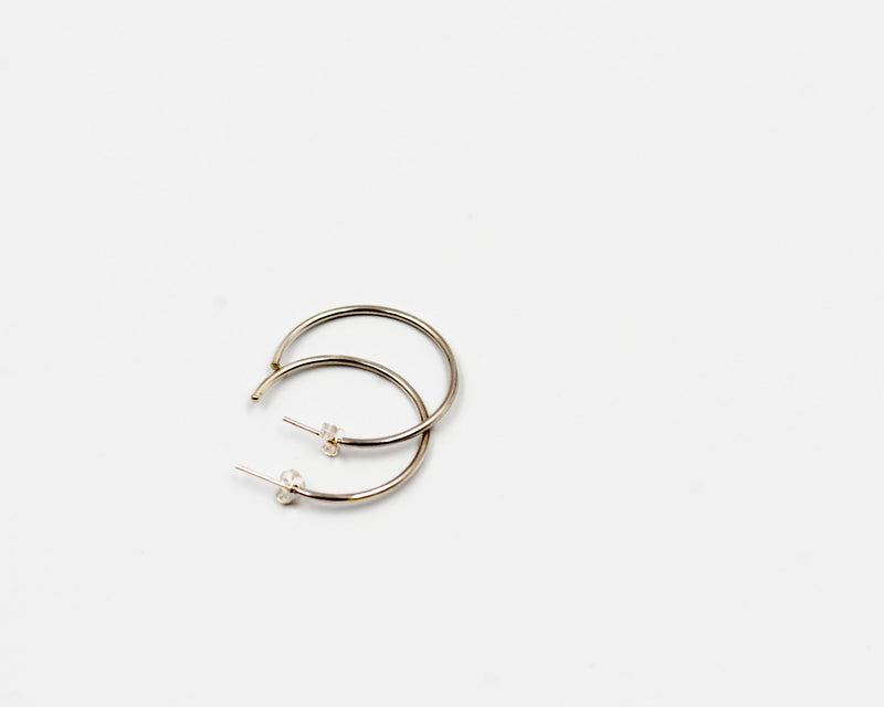 099 Earrings Silver 1.5 X 30mm