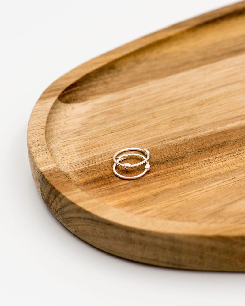 107 Earring Elegant small silver hoop