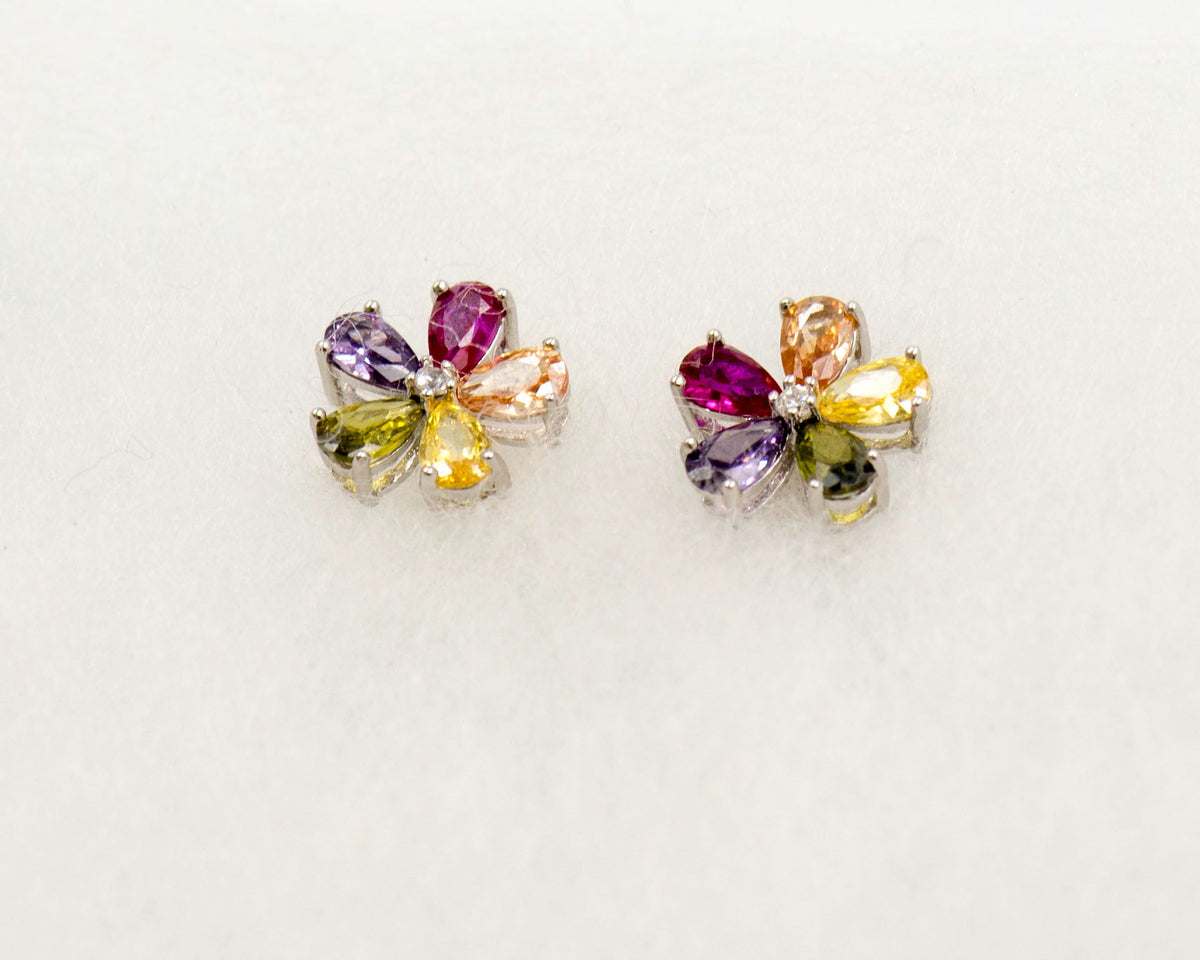 065 Earrings studs Colourd Cubic
