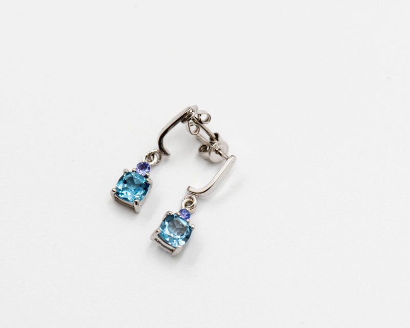 081 Earrings Tanzanite London Blue Topaz