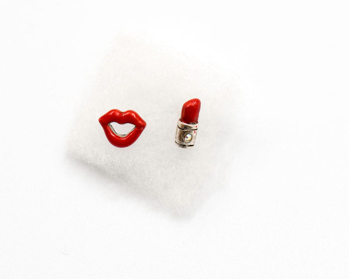 076 Earrings Studs Red Lips and Lipstick