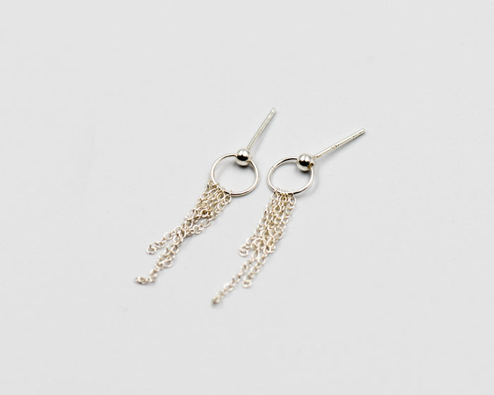 037 Earrings Circle and Chain Silver