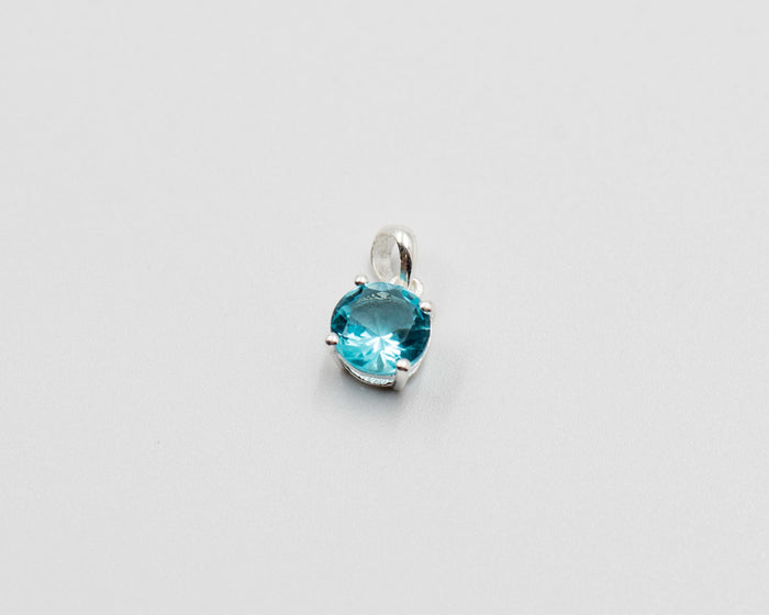 029 Pendant Blue Topaz