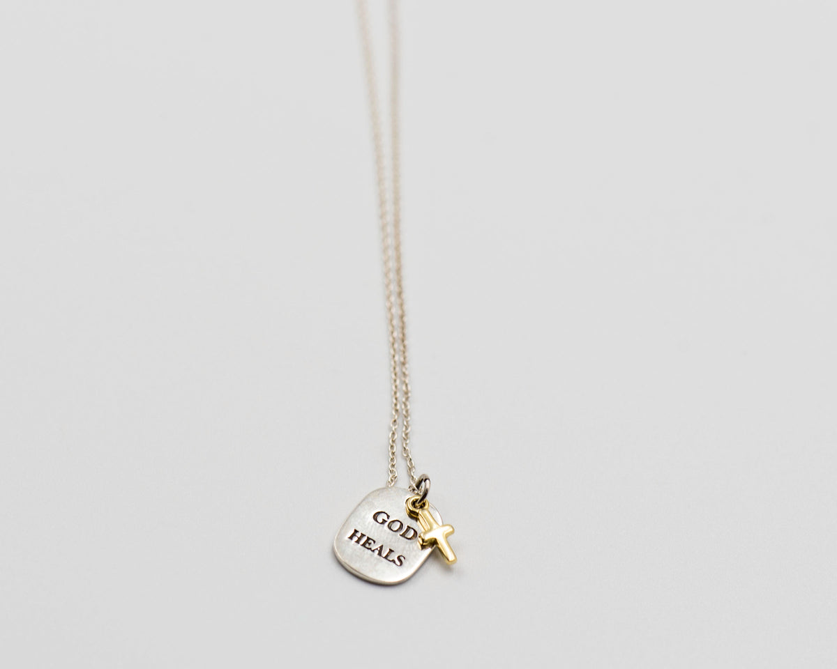 052 Set Necklace God Heals (Chain included)